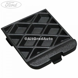 Acoperire carlig de remorcare extensie bara spate berlina Ford focus 3 1.0 ecoboost