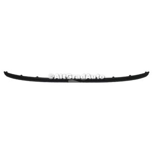 Bandou bara spate negru centru 4 usi berlina Ford Focus (2004-2007) 1.4 80 HP oe 1360459