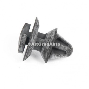 Bucsa prindere scut motor Ford mondeo ii 1.6 i