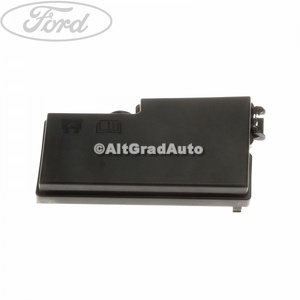 Capac protectie sigurante Ford Kuga (2008-2012) 2.5 4x4 200 HP oe 1542092