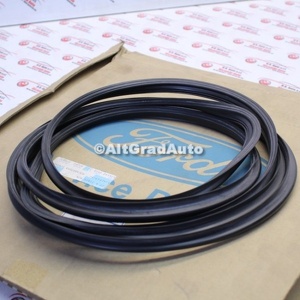 Cheder luneta 4 usi Ford mondeo 1 1.6 i 16v