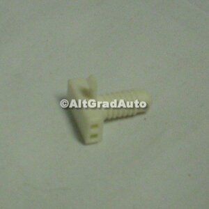 Clema ornament prag plastic Ford Focus (1998-2004) 1.4 16V 75 HP oe 1086233