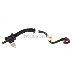 Conducta canistra vapori combustibil motor cu senzor Ford Mustang (2015-2018) 2.3 EcoBoost 314 HP oe 2546288