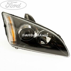 Far dreapta negru cu lupa Ford Focus (2004-2007) 1.4 80 HP oe 1483060