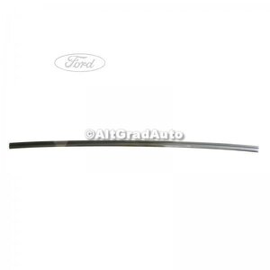 Garnitura superioara, grila radiator Ford Focus (2004-2007) 1.6 100 HP oe 1364666