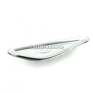 Grila aripa fata dreapta Ford Ka plus (2016-2018) 1.2 Ti-VCT 85 HP oe 2003088