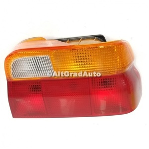 Lampa stop dreapta 4 usi Ford escort 2 1.3