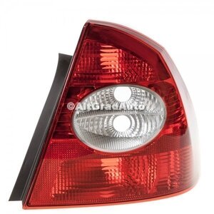 Lampa stop dreapta 4 usi berlina Ford focus 2 1.4