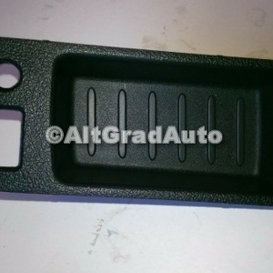 Ornament consola mijloc cu locas dublu Ford focus mk2 1.4