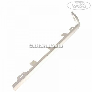 Ornament gri grila radiator superioara stanga Ford EcoSport (2013-2018) 1.5 TDCi 90 HP oe 1889865