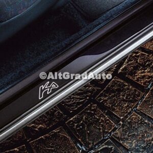 Ornament prag fata cu logo Ka Ford Ka (1996-2008) 1.3 i 70 HP oe 1037562