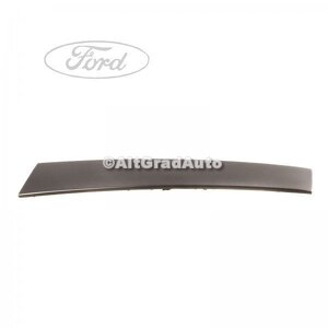 Ornament vertical usa dreapta fata 4/5 usi Ford Focus (2004-2007) 1.4 80 HP oe 1675419