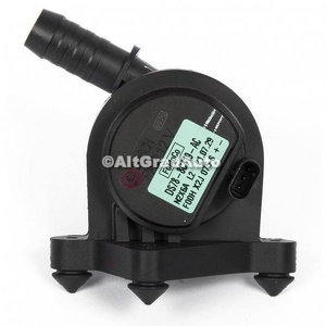 Pompa apa auxiliara Ford Mondeo (2014-2018) 2.0 Hybrid 177 HP oe 2117142