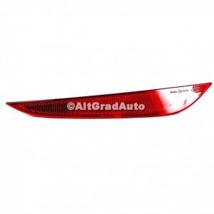 Reflectorizant stanga bara spate combi Ford focus mk4 1.0 ecoboost