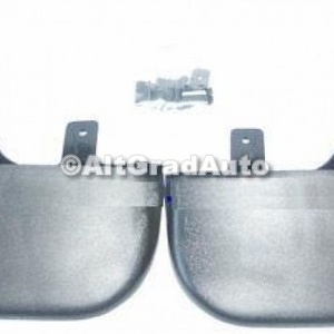 Set bavete noroi spate combi Ford Focus (1998-2004) 1.4 16V 75 HP oe 1073591