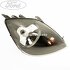 Far H4 dreapta Ford Fiesta Mk6 Facelift 1.6 16V 100 HP Part Number 6S6113W029CD