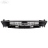 Grila radiator Ford Fiesta 4 1.4 i 16V 90 HP oe 1109355