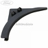 Ornament dreapta colt cheder usa fata 3 usi Ford Fiesta (2005-2008) 1.4 16V 80 HP oe 1219059
