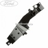 Protectie stanga element incuietoare usa 11/2000-10/2003 Ford Mondeo (2000-2007) 2.5 V6 24V 170 HP oe 1127874