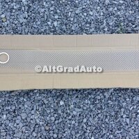 Grila bara spate, combi Ford Focus Mk1 1.4 16V