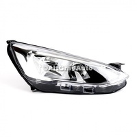 Far dreapta halogen finitie argintie Ford Focus MK4 1.0 EcoBoost