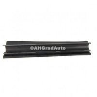 Deflector radiator apa stanga Ford Mustang MK6 5.0 V8