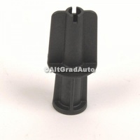 Piulita prindere cablu lampa stop Ford C-Max MK1 facelift 1.8