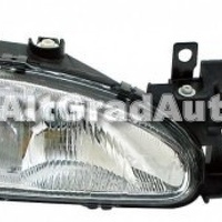 Far stanga dupa an 01/1996 Ford Mondeo MK1 1.6 i 16V