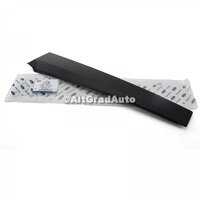 Bandou vertical usa dreapta 3 usi Ford Fiesta 5  1.25 16V