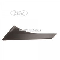 Ornament vertical usa stanga spate 4/5 usi spre spate Ford Focus 2 1.4