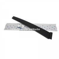 Bandou vertical usa fata stanga 5 usi Ford Fiesta 5  1.25 16V